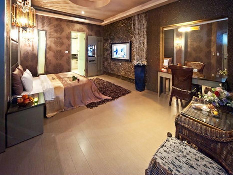 Sasha Motel Тайчжун Экстерьер фото
