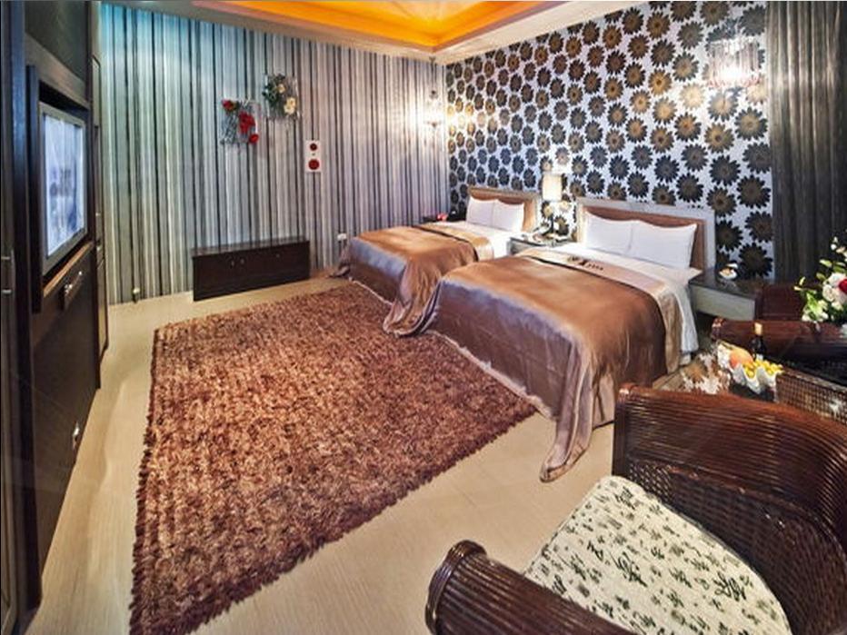 Sasha Motel Тайчжун Экстерьер фото