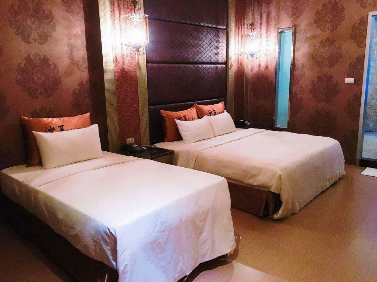 Sasha Motel Тайчжун Экстерьер фото