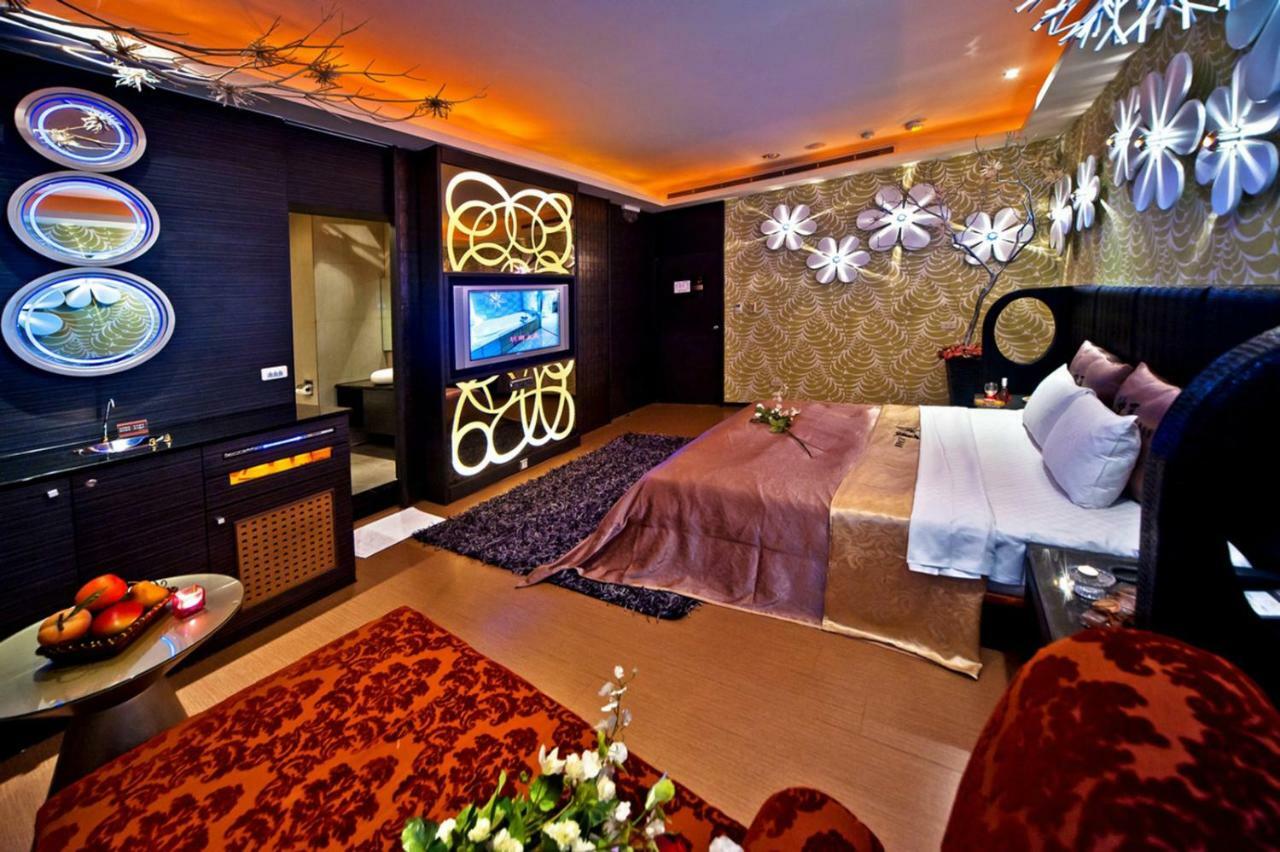 Sasha Motel Тайчжун Экстерьер фото