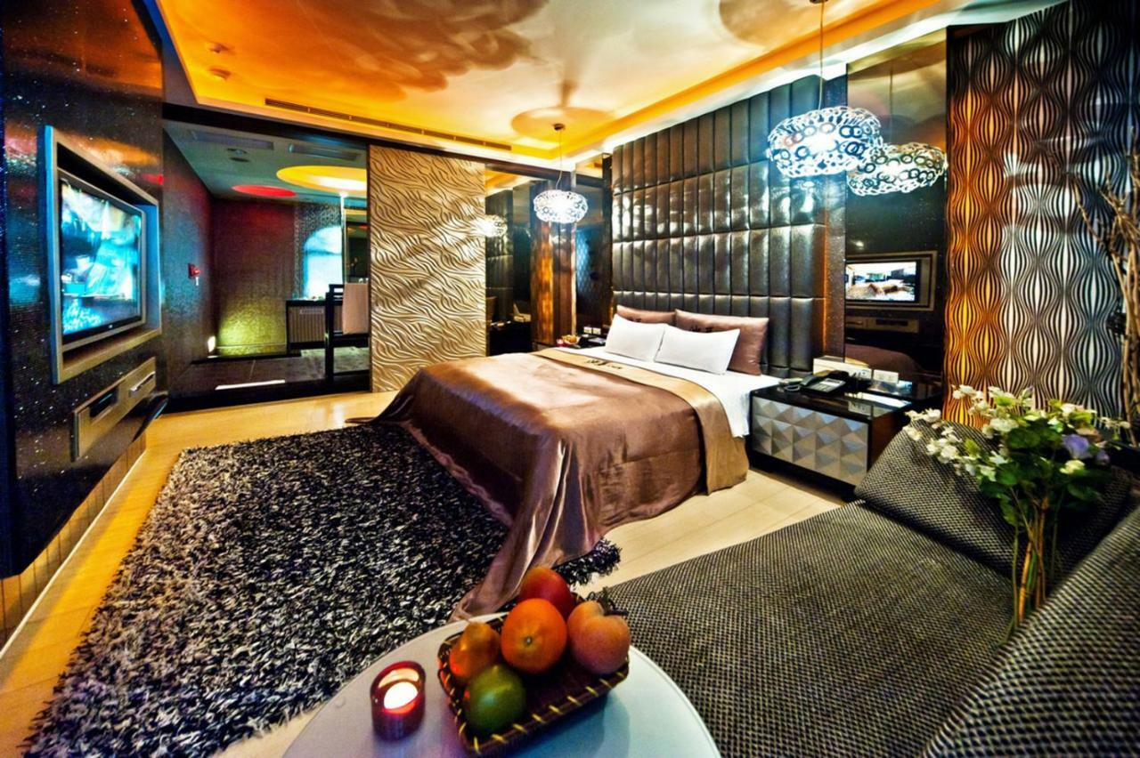 Sasha Motel Тайчжун Экстерьер фото